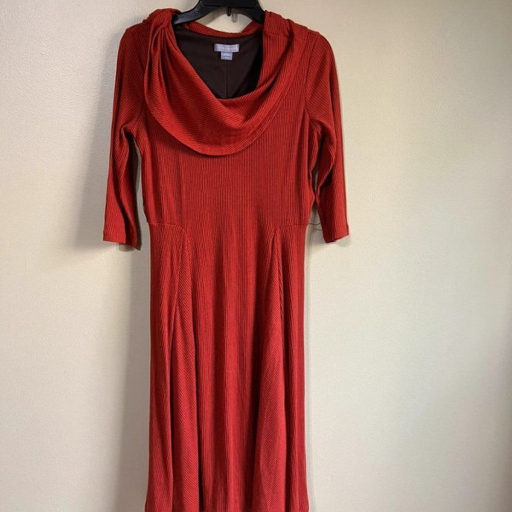 Laura Scott medium orange winter dress